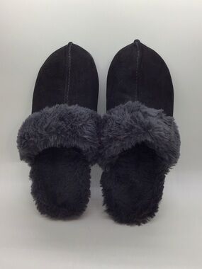 Women's Plush Faux-Fur Slip-On Slippers - Charcoal